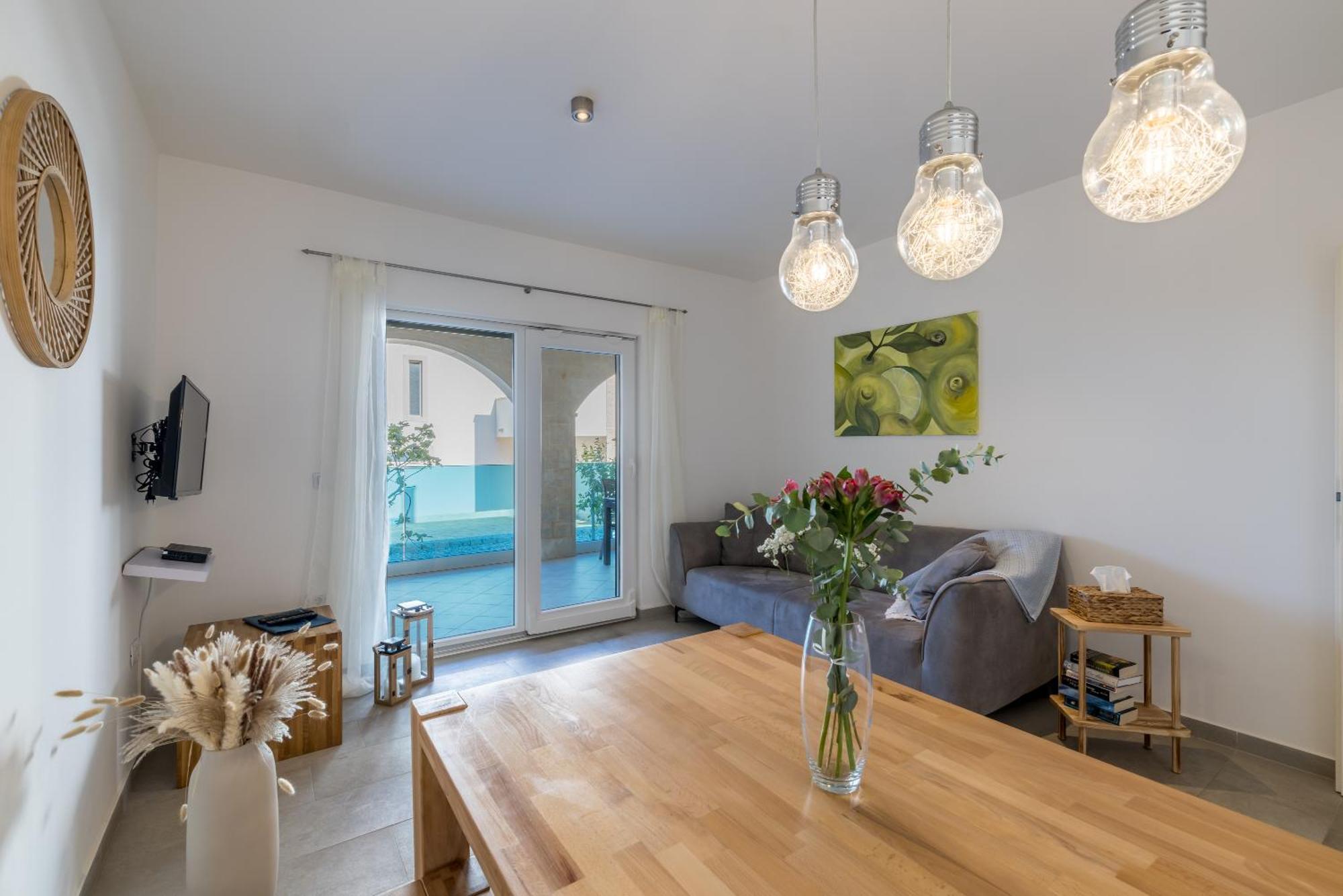 Villa Luce Del Sole Mirce Exteriér fotografie