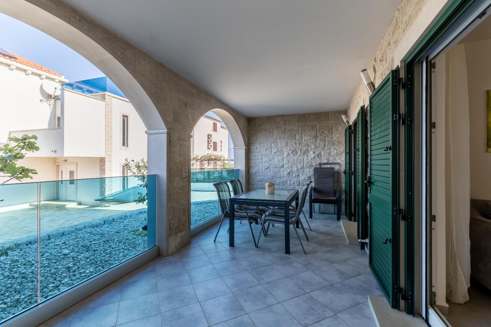 Villa Luce Del Sole Mirce Exteriér fotografie